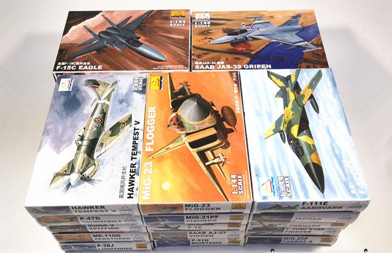 Model Kit Ww2 - 25 SZTUK 1/144 Plastikowe Modelki Samolotów