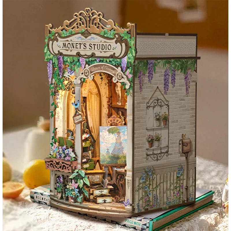 Drewniany model studia Moneta, – Model Kit Studio recenzja i cena
