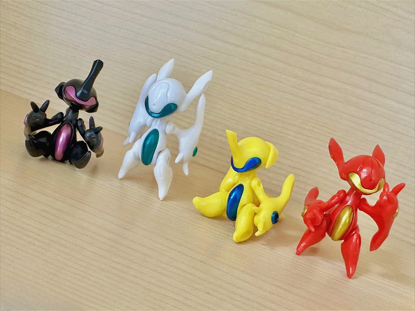 Zabawki kapsułkowe SO-TA Cool  – Model Kit Dragon recenzja i cena